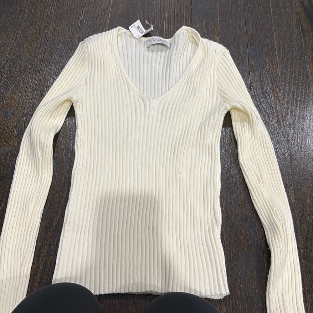 Dress forum size small  ribbed  sweater